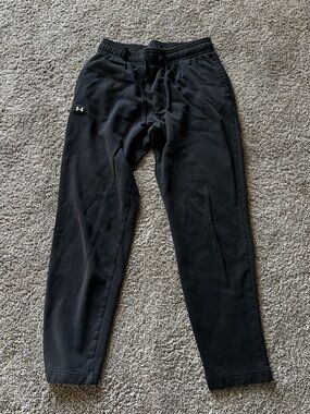 Under Armour Men's Black Jogger Sweatpants